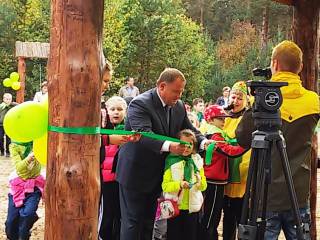В пермских городских лесах открылась детская рекреационная площадка