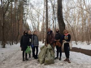 В Черняевском лесу прошёл первый субботник